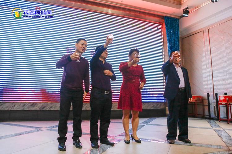 广东龙锦网络十周年庆典暨2017年会圆满落幕